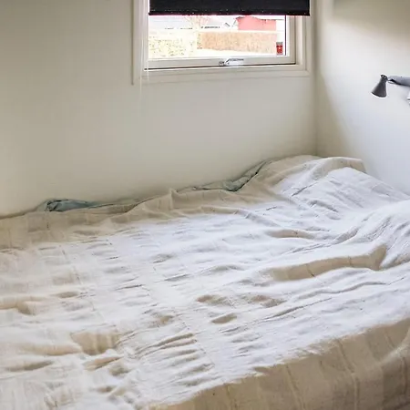Nice In W/ 3 Bedrooms *