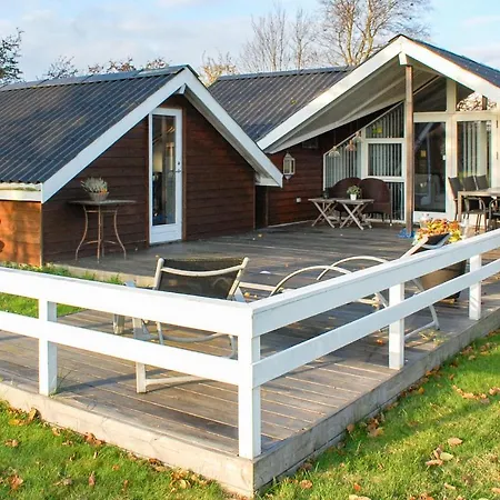Nice In W/ 3 Bedrooms *