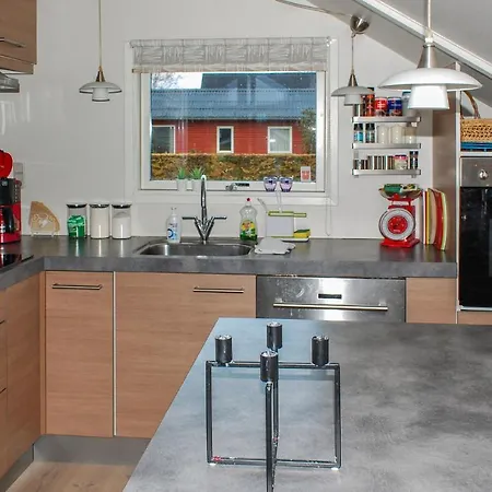 Nice In W/ 3 Bedrooms Ferienhaus